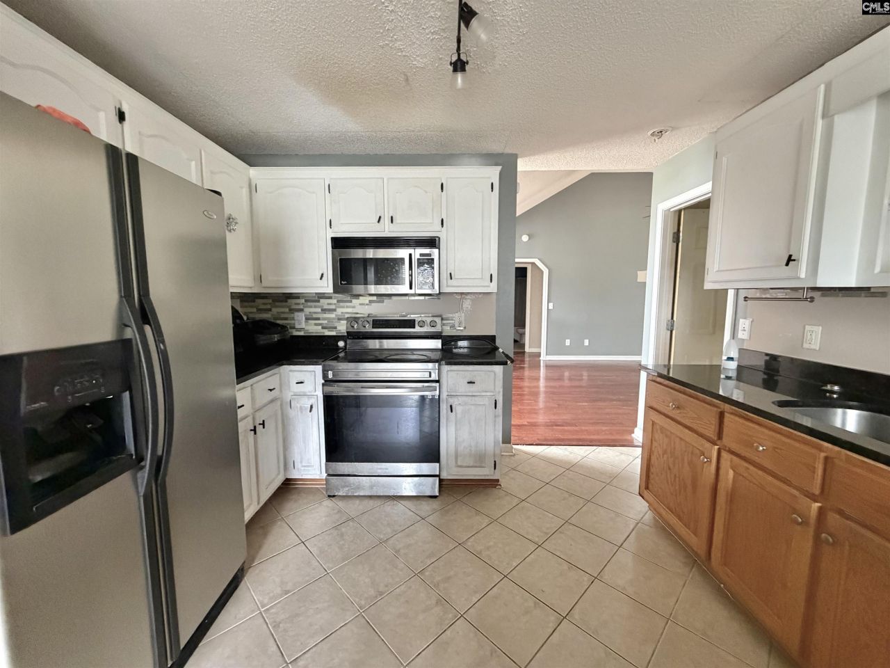 3315 Oleander Drive Photo 5