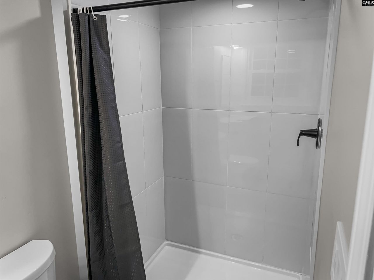 416 Day Drive Photo 27