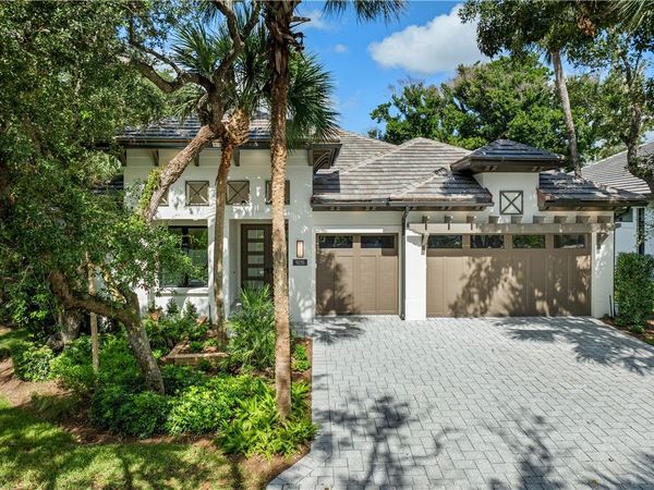9235 Seaglass Court, Vero Beach, FL 32963