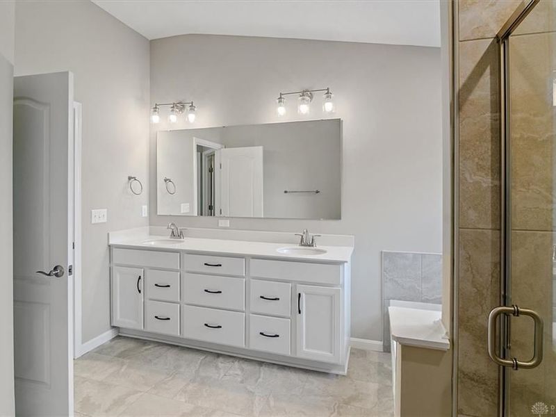407 Bandon Dunes Court, Unit 12-301, Turtlecreek Township, OH 45036 Photo 19