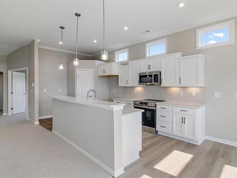 407 Bandon Dunes Court, Unit 12-301, Turtlecreek Township, OH 45036 Photo 3