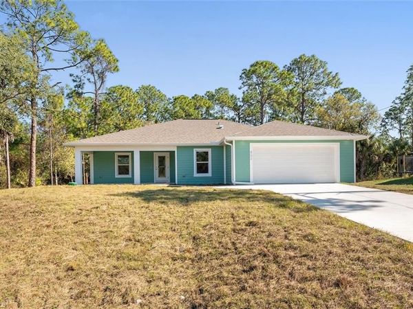 802 North AVE, LEHIGH ACRES, FL 33972