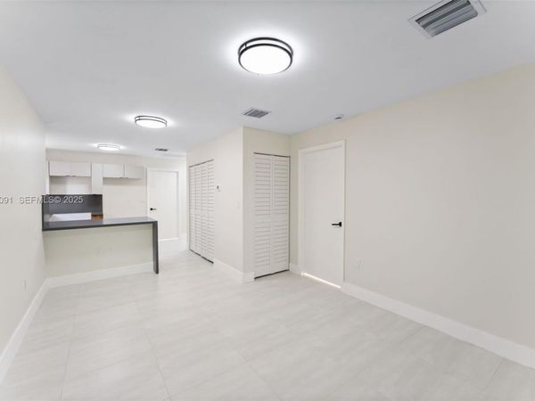 1181 NW 66th St, Unit 1181, Miami, FL 33150