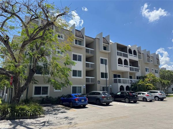 7703 Camino Real, Unit A-307, Miami, FL 33143