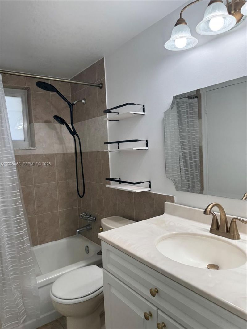 7703 Camino Real, Unit A-307, Miami, FL 33143 Photo