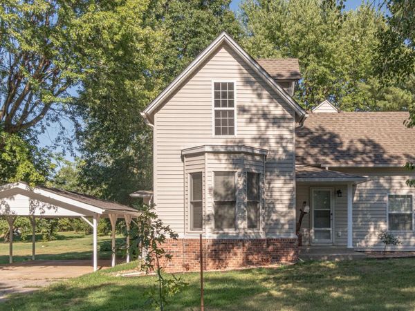 800 N Elm Street, Pierce City, MO 65723