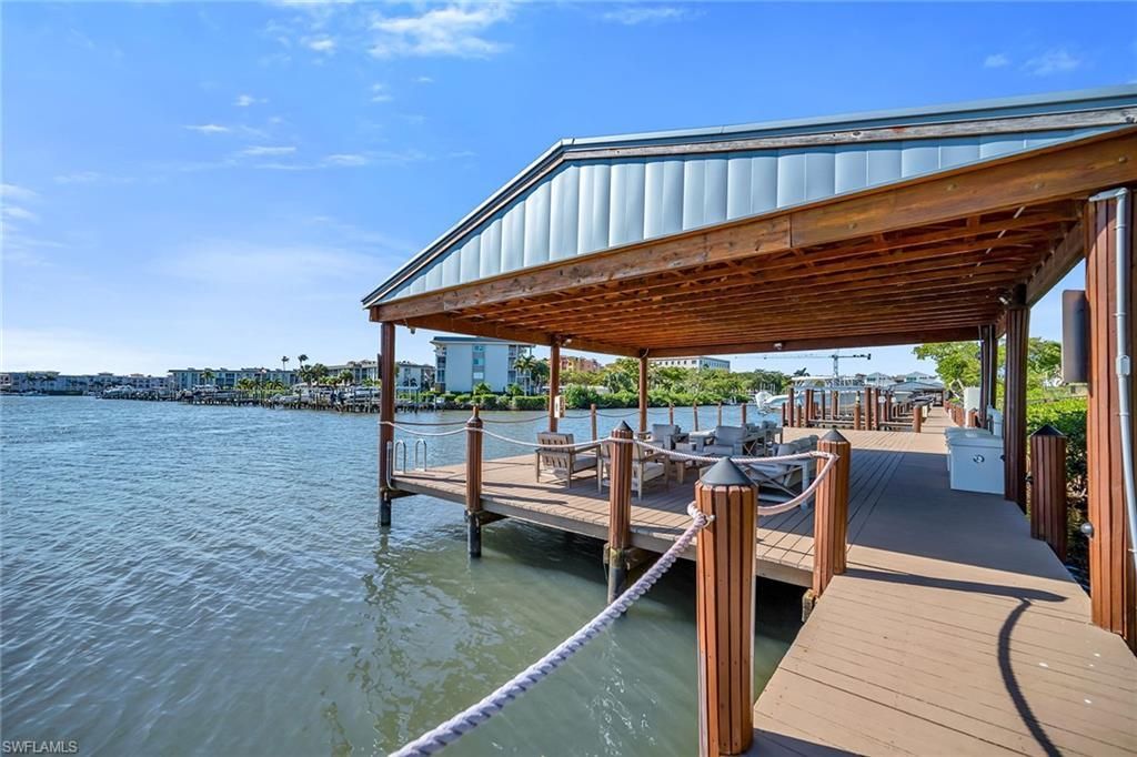 185 15th St S, Naples, FL 34102 Photo