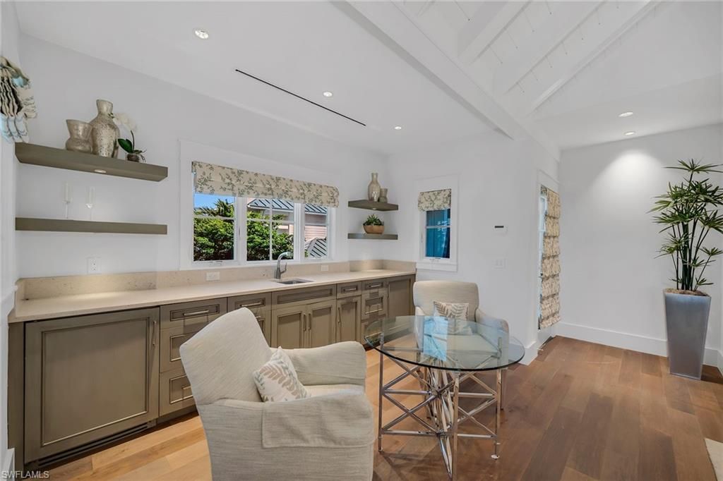 185 15th St S, Naples, FL 34102 Photo