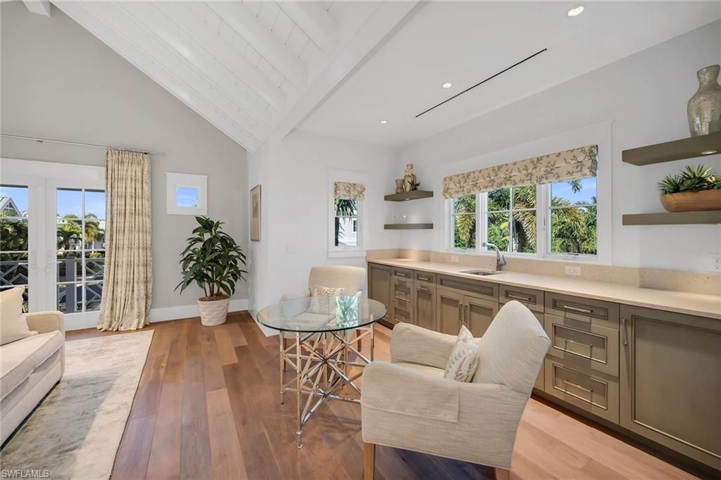 185 15th St S, Naples, FL 34102 Photo