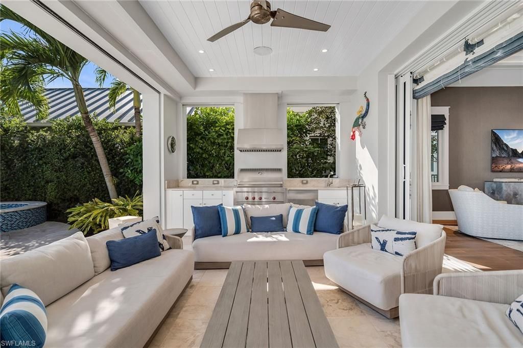 185 15th St S, Naples, FL 34102 Photo