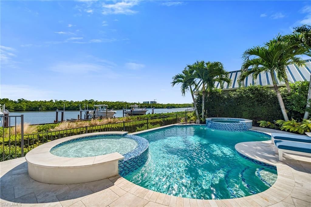 185 15th St S, Naples, FL 34102 Photo