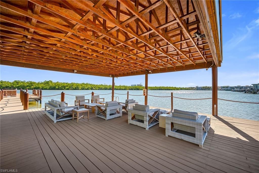 185 15th St S, Naples, FL 34102 Photo