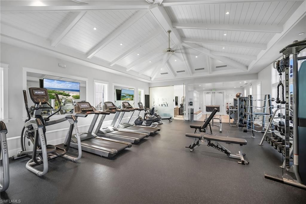 185 15th St S, Naples, FL 34102 Photo