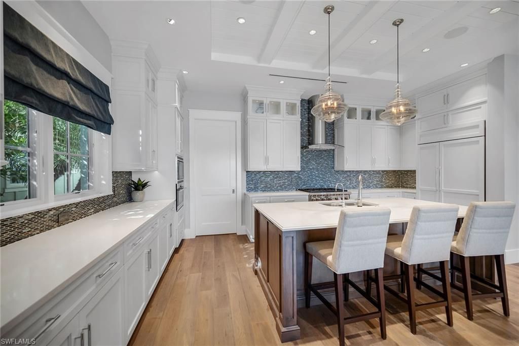 185 15th St S, Naples, FL 34102 Photo