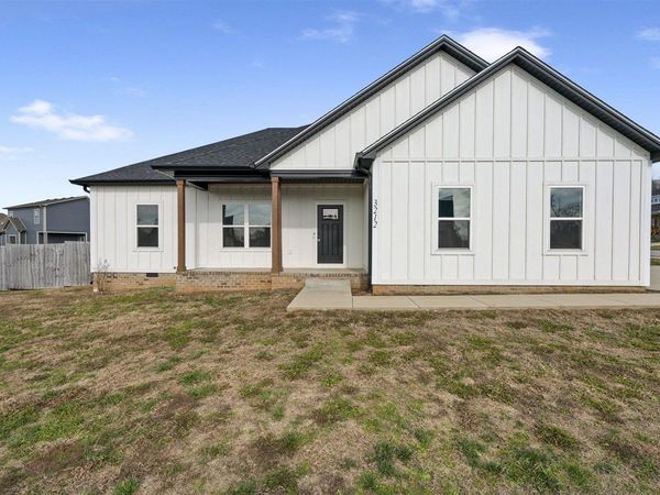 3212 Acorn Court, Bowling Green, KY 42101