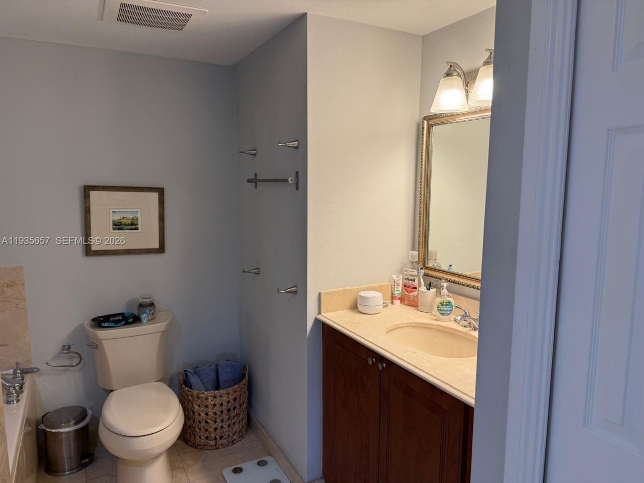 101 Sidonia Ave, Unit 301, Coral Gables, FL 33134 Photo