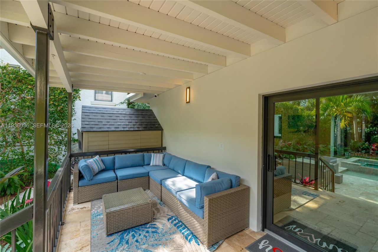 3141 N Bay Rd, Miami Beach, FL 33140 Photo