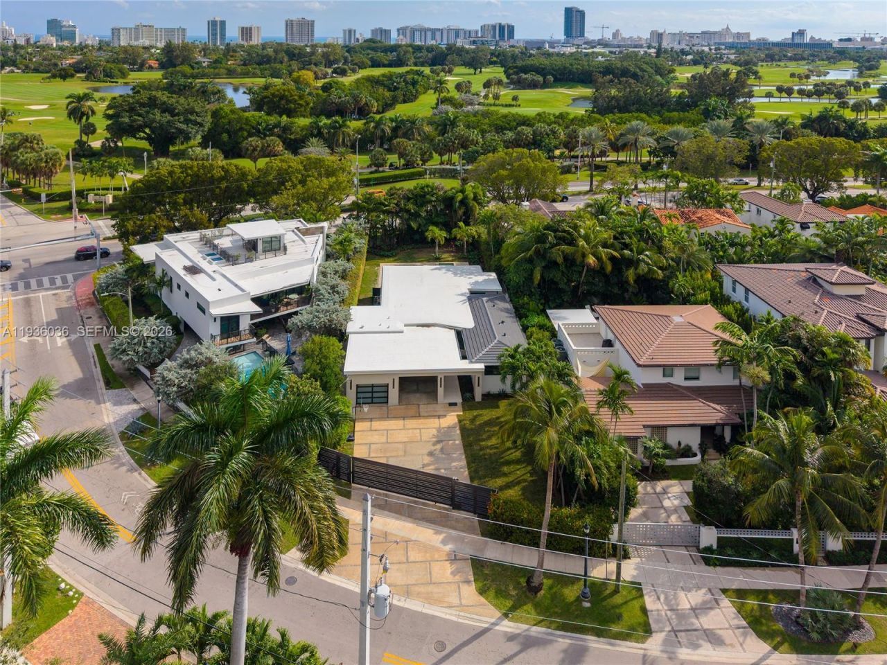 3141 N Bay Rd, Miami Beach, FL 33140 Photo