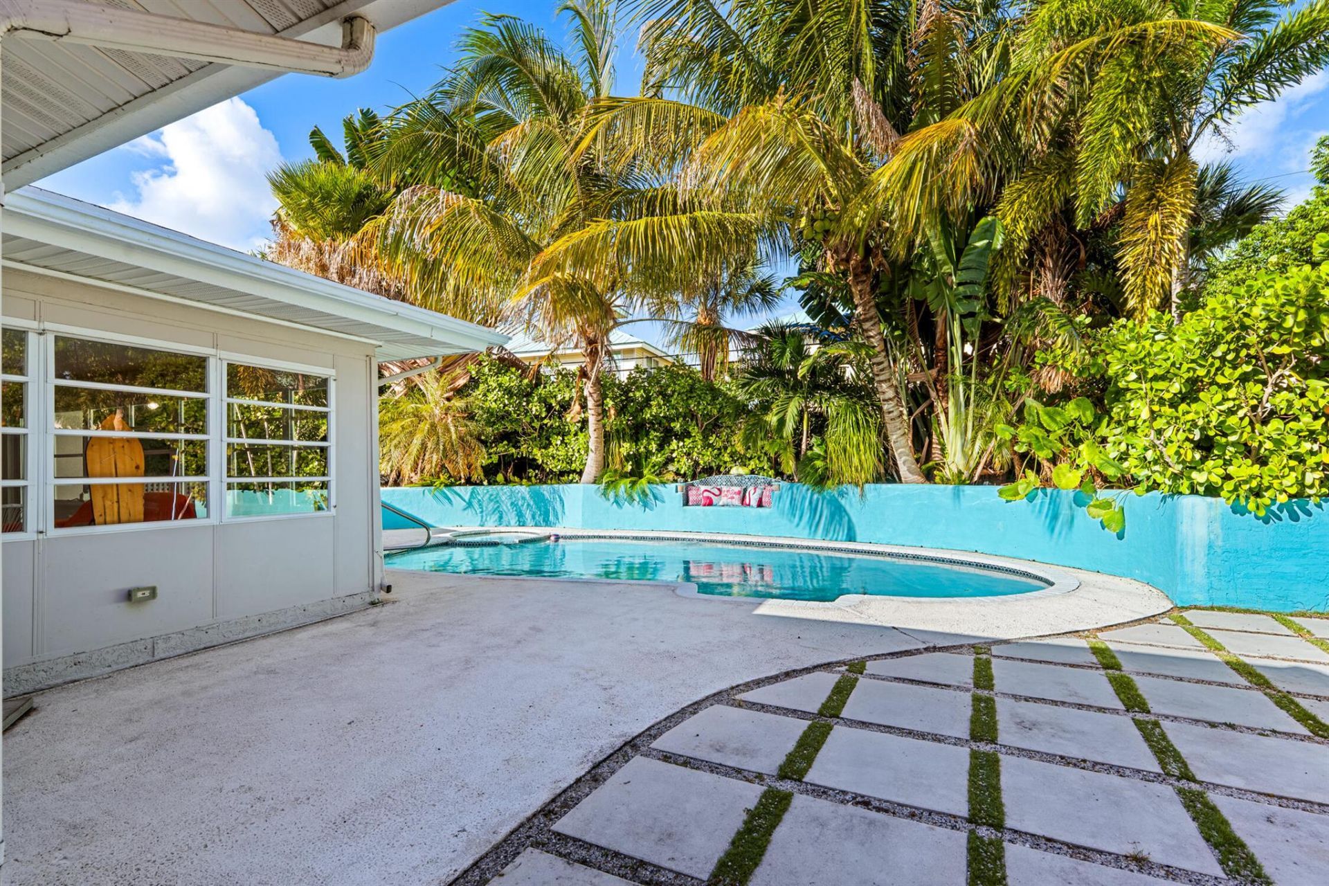 113 Park Lane E, Hypoluxo, FL 33462 Photo