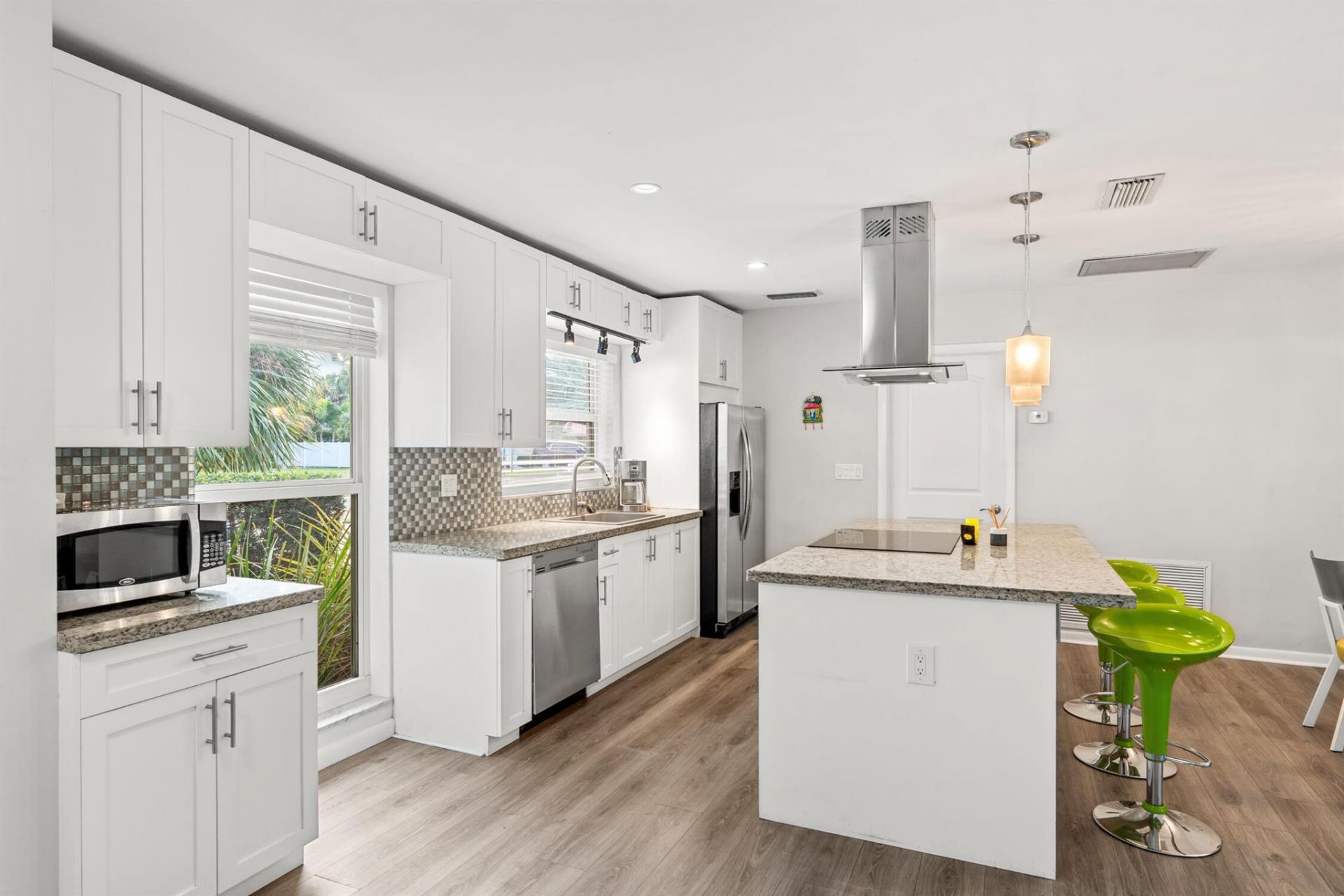 113 Park Lane E, Hypoluxo, FL 33462 Photo