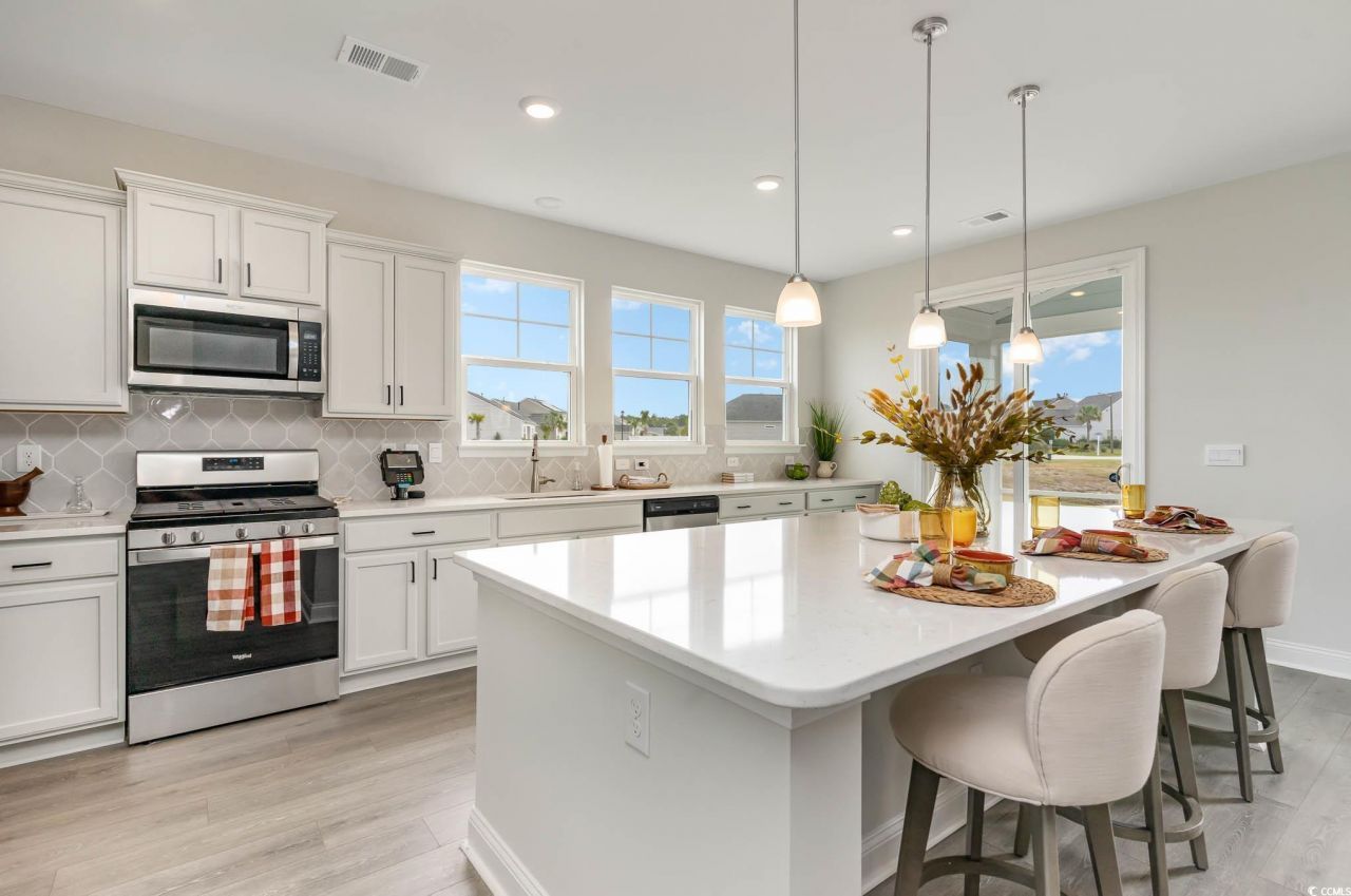 747 Plumage Ct. Photo 5