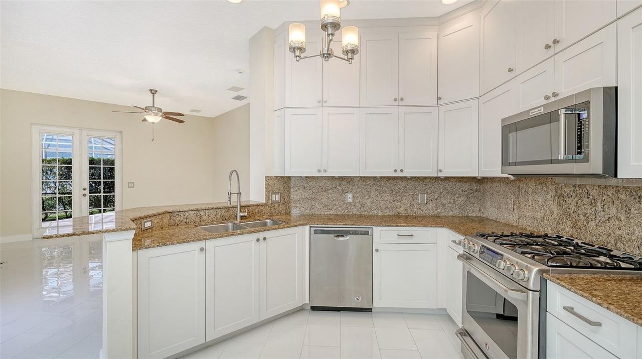 4707 Clipper Drive, Bradenton, FL 34208 Photo