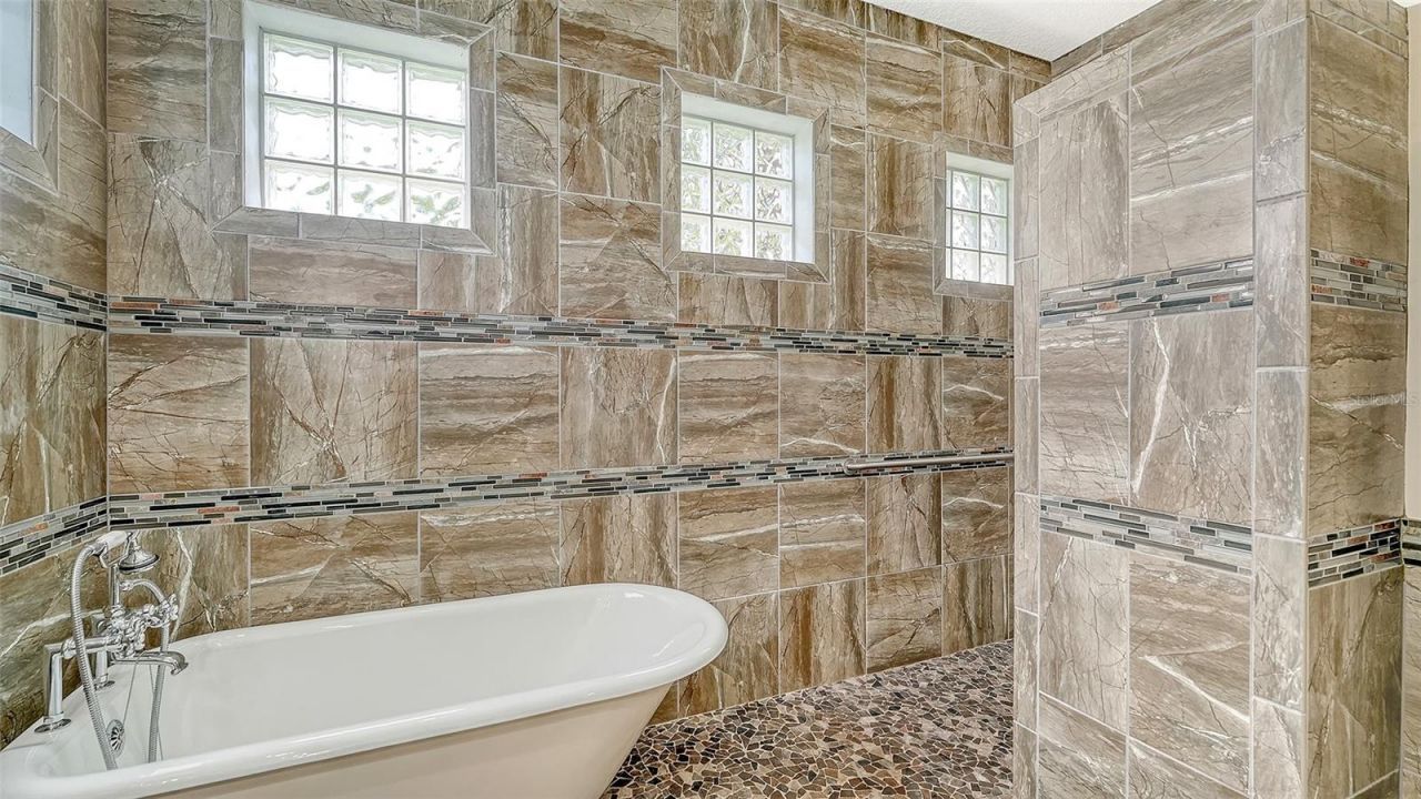 4707 Clipper Drive, Bradenton, FL 34208 Photo