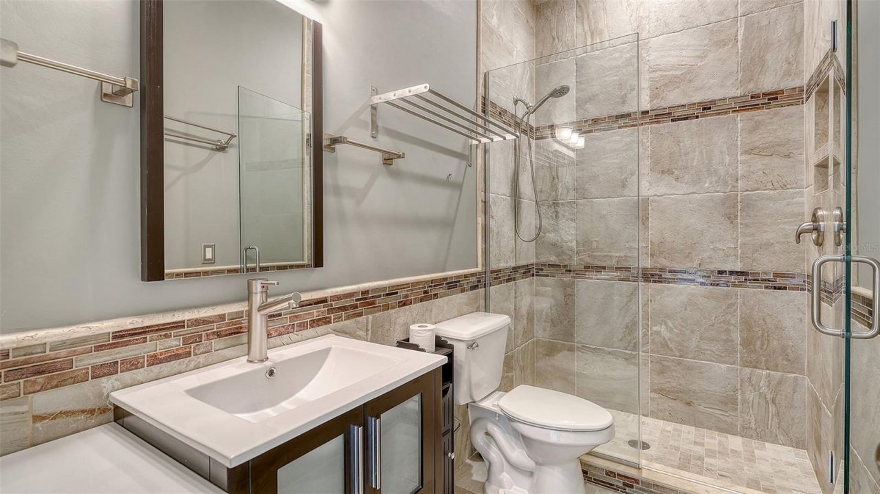 4707 Clipper Drive, Bradenton, FL 34208 Photo