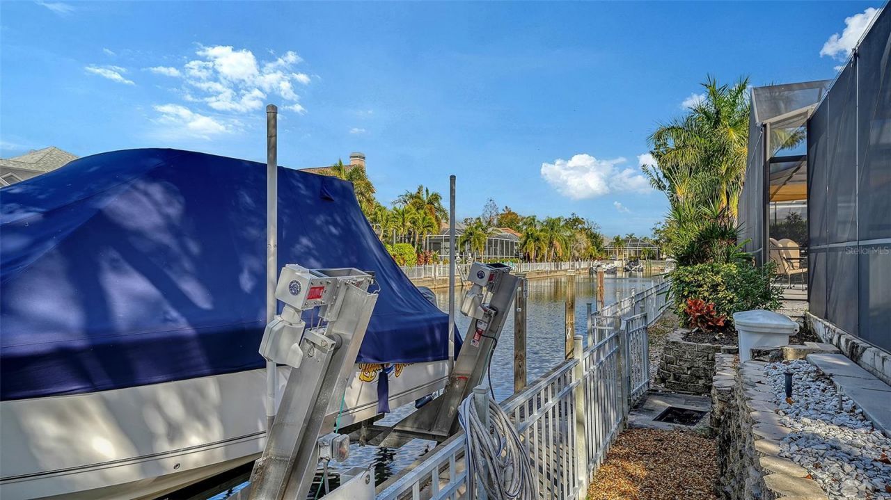 4707 Clipper Drive, Bradenton, FL 34208 Photo