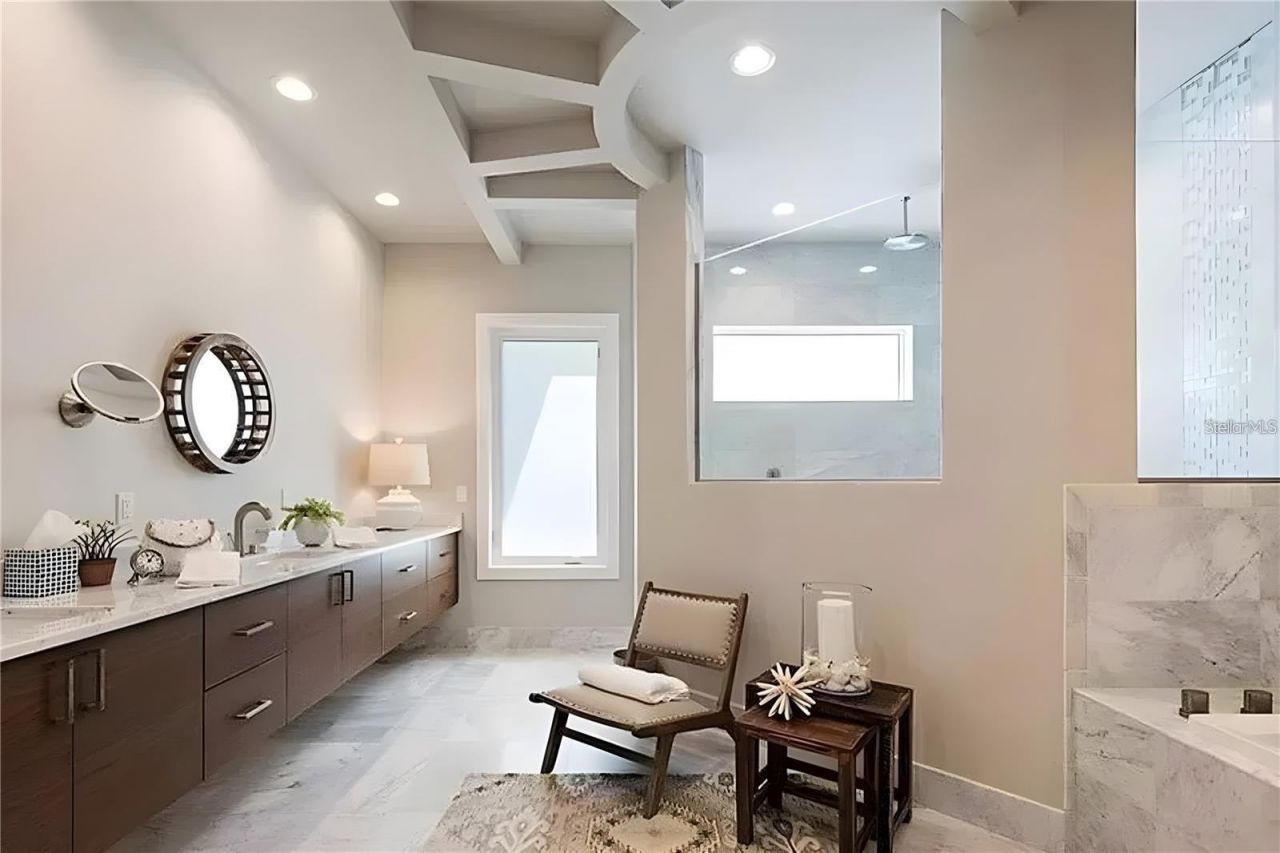 130 N Blvd Of The Presidents, Sarasota, FL 34236 Photo