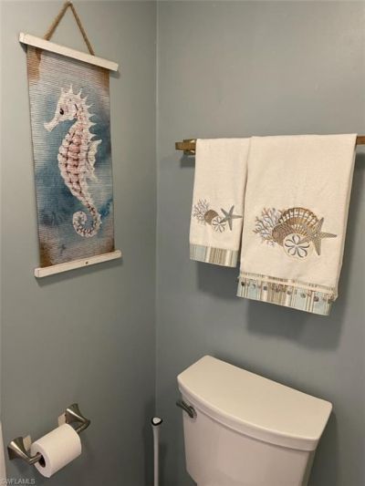 5650 Trailwinds Dr, Unit 111, Fort Myers, FL 33907 Photo