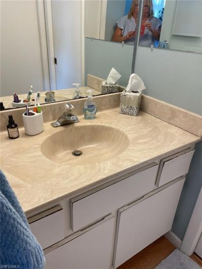 5650 Trailwinds Dr, Unit 111, Fort Myers, FL 33907 Photo