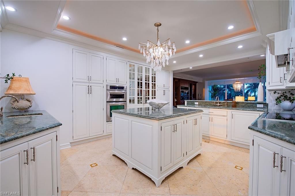 4201 Gulf Shore Blvd N, Unit 402, Naples, FL 34103 Photo