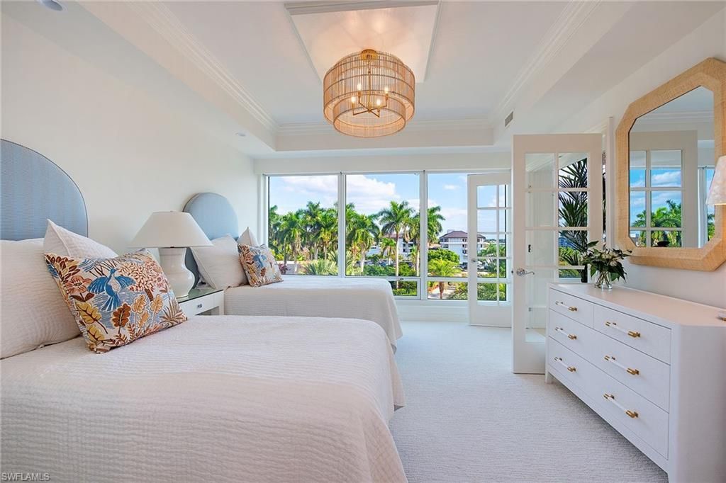 4201 Gulf Shore Blvd N, Unit 402, Naples, FL 34103 Photo