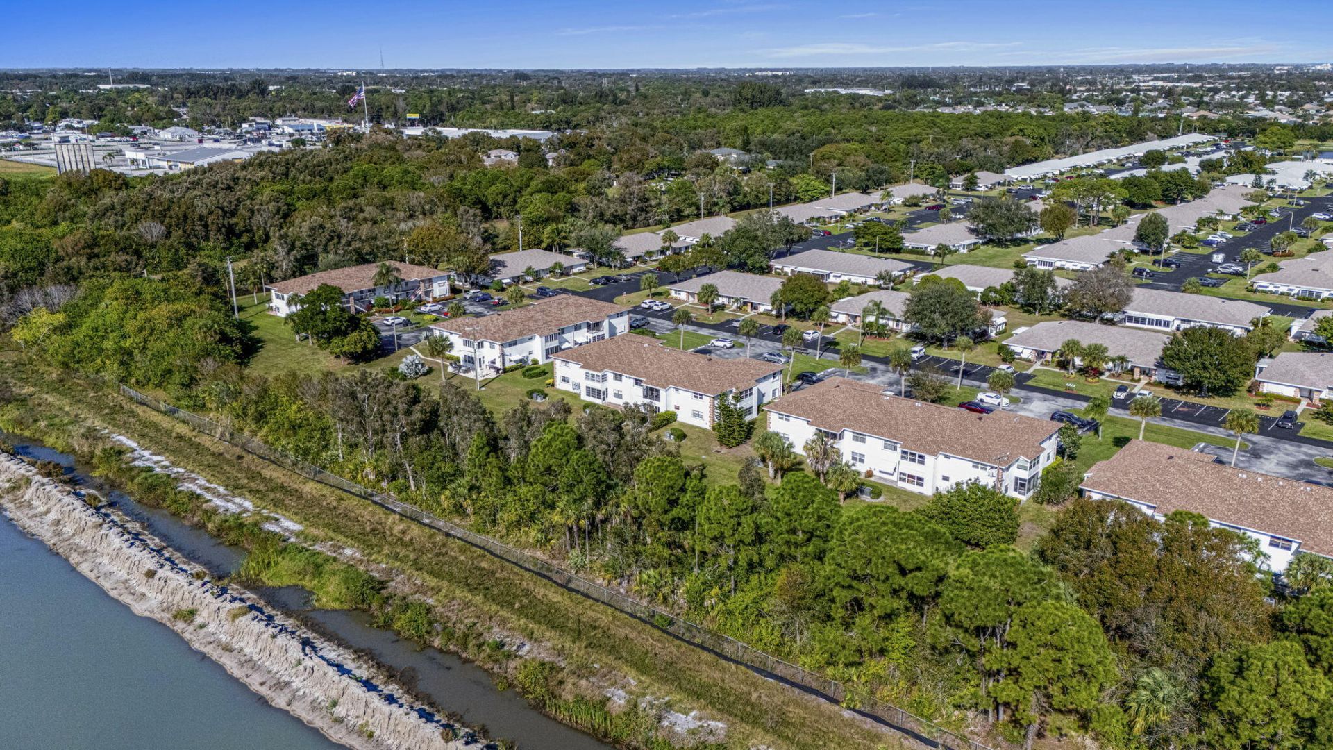 1203 S Lakes End Drive, Unit 2, Fort Pierce, FL 34982 Photo