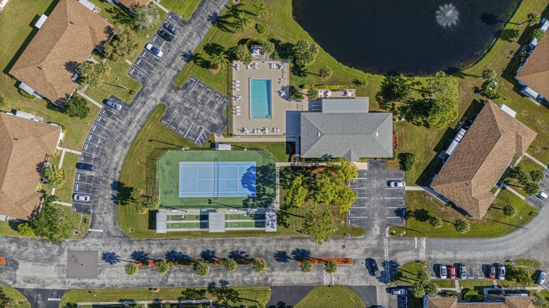 1203 S Lakes End Drive, Unit 2, Fort Pierce, FL 34982 Photo