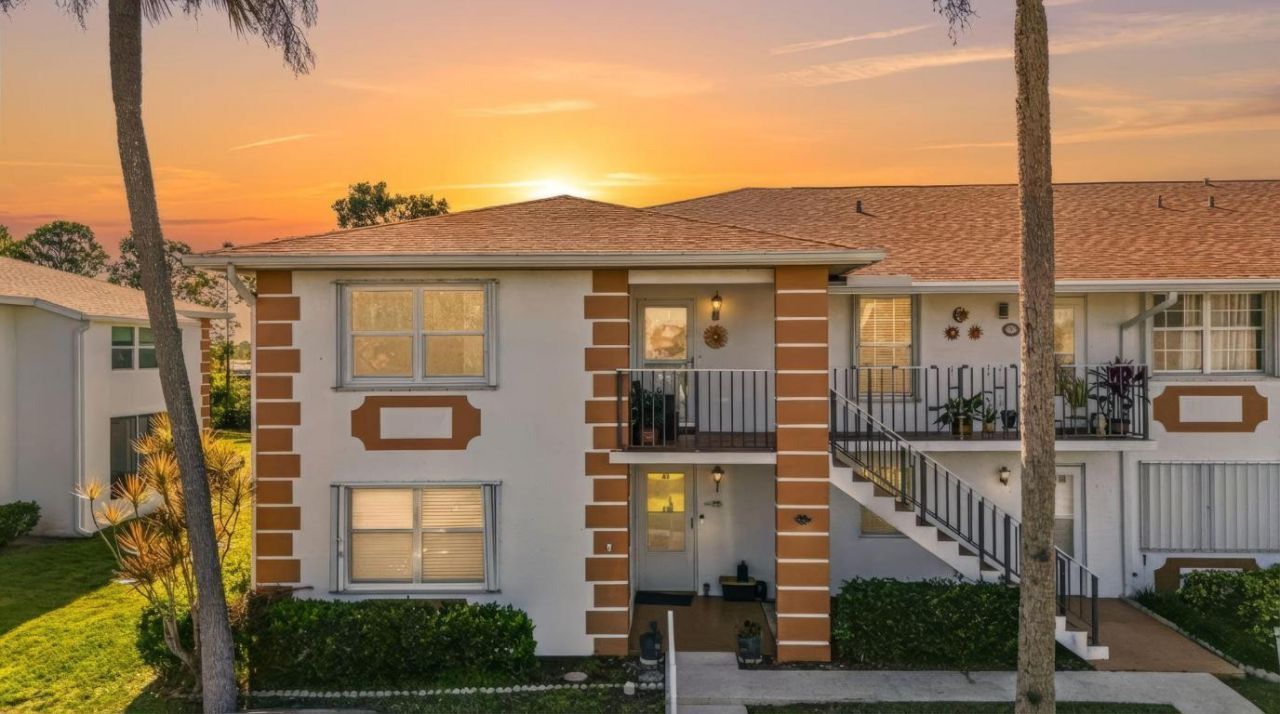 1203 S Lakes End Drive, Unit 2, Fort Pierce, FL 34982 Photo