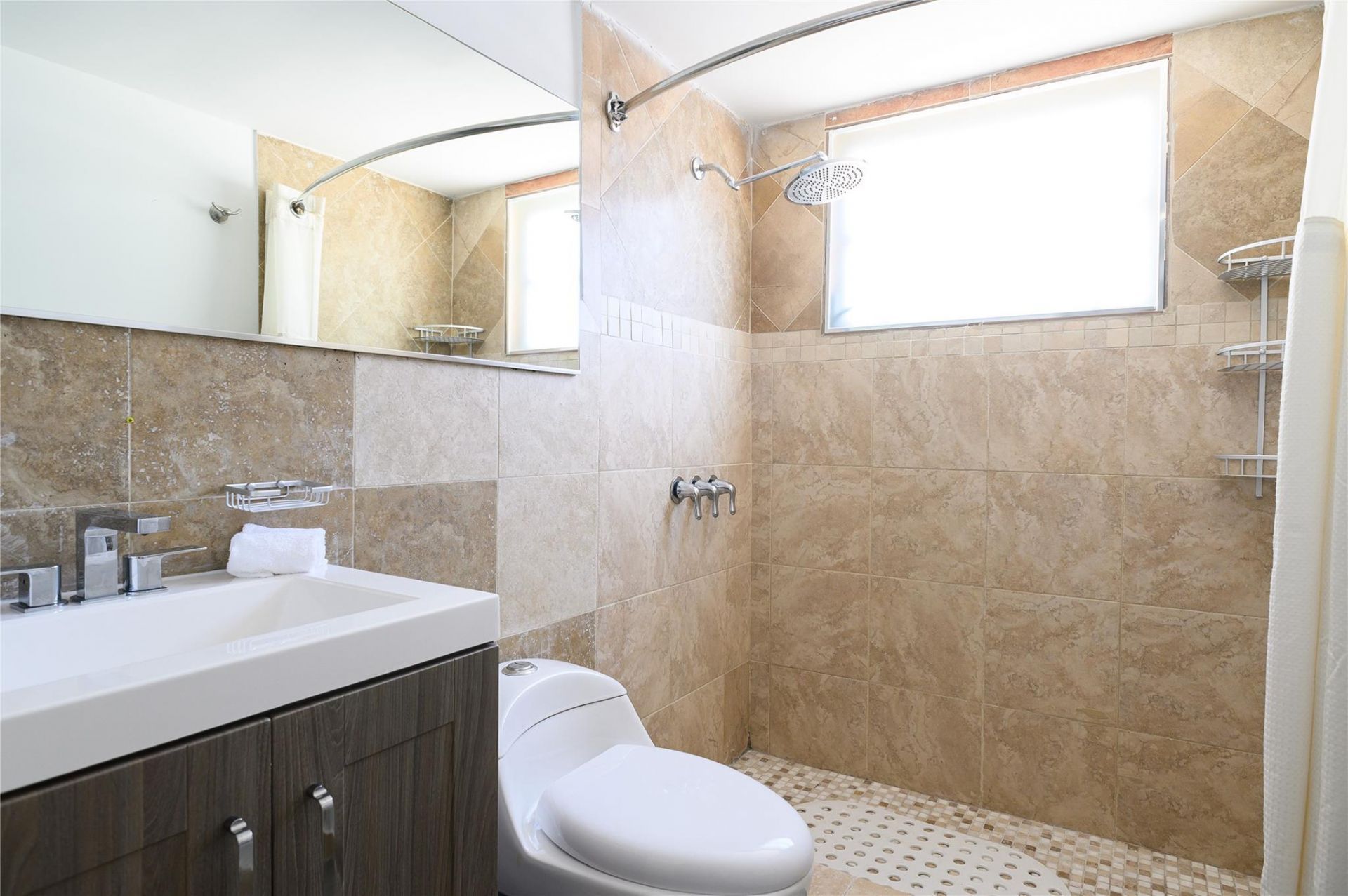 1020 N Victoria Park Road, Unit 24, Fort Lauderdale, FL 33304 Photo