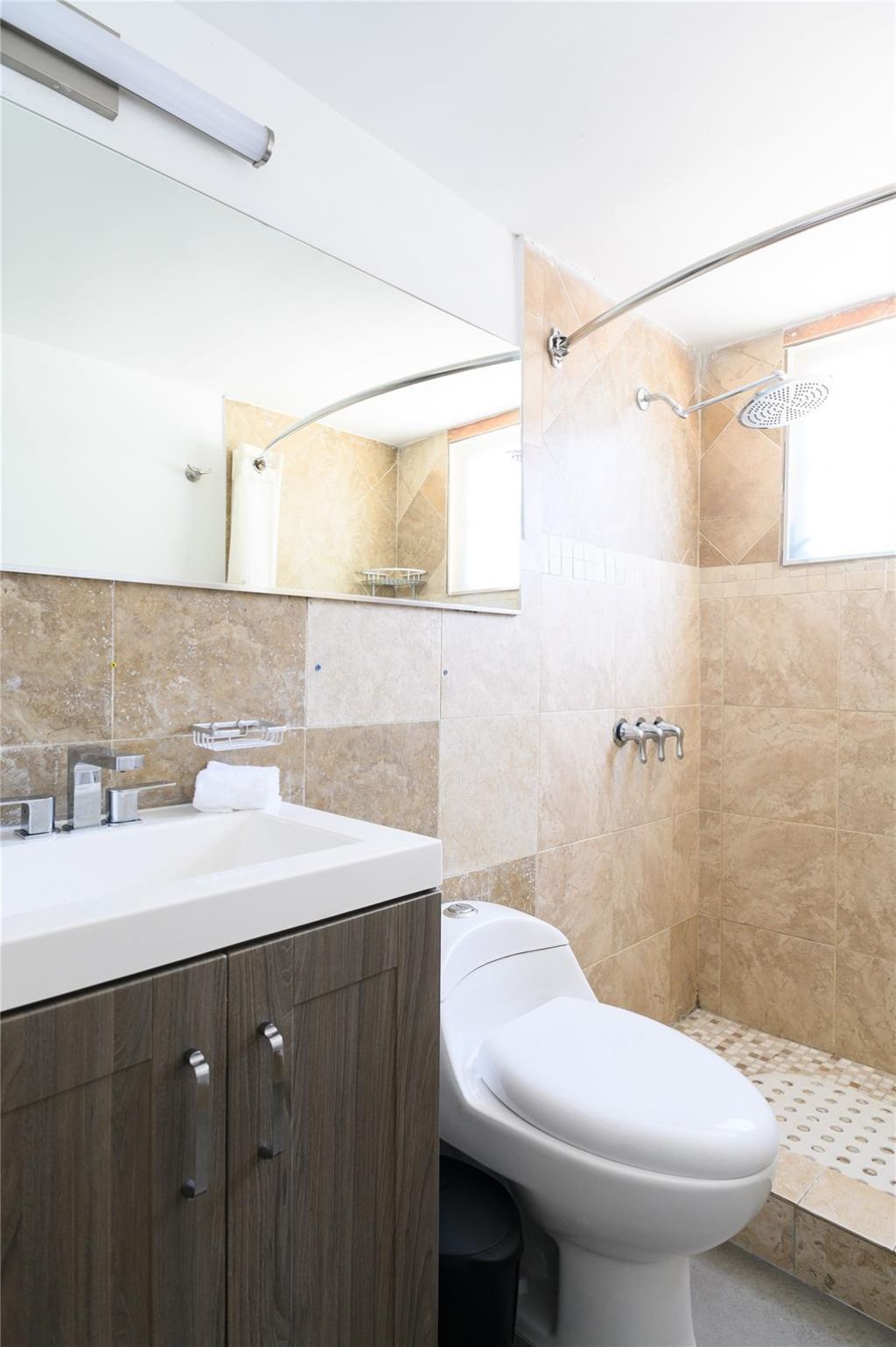 1020 N Victoria Park Road, Unit 24, Fort Lauderdale, FL 33304 Photo