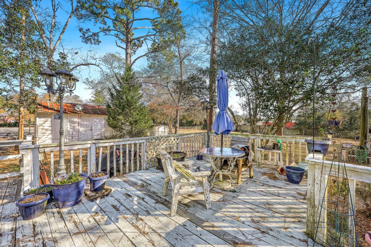 108 NW Railroad Avenue Photo 11