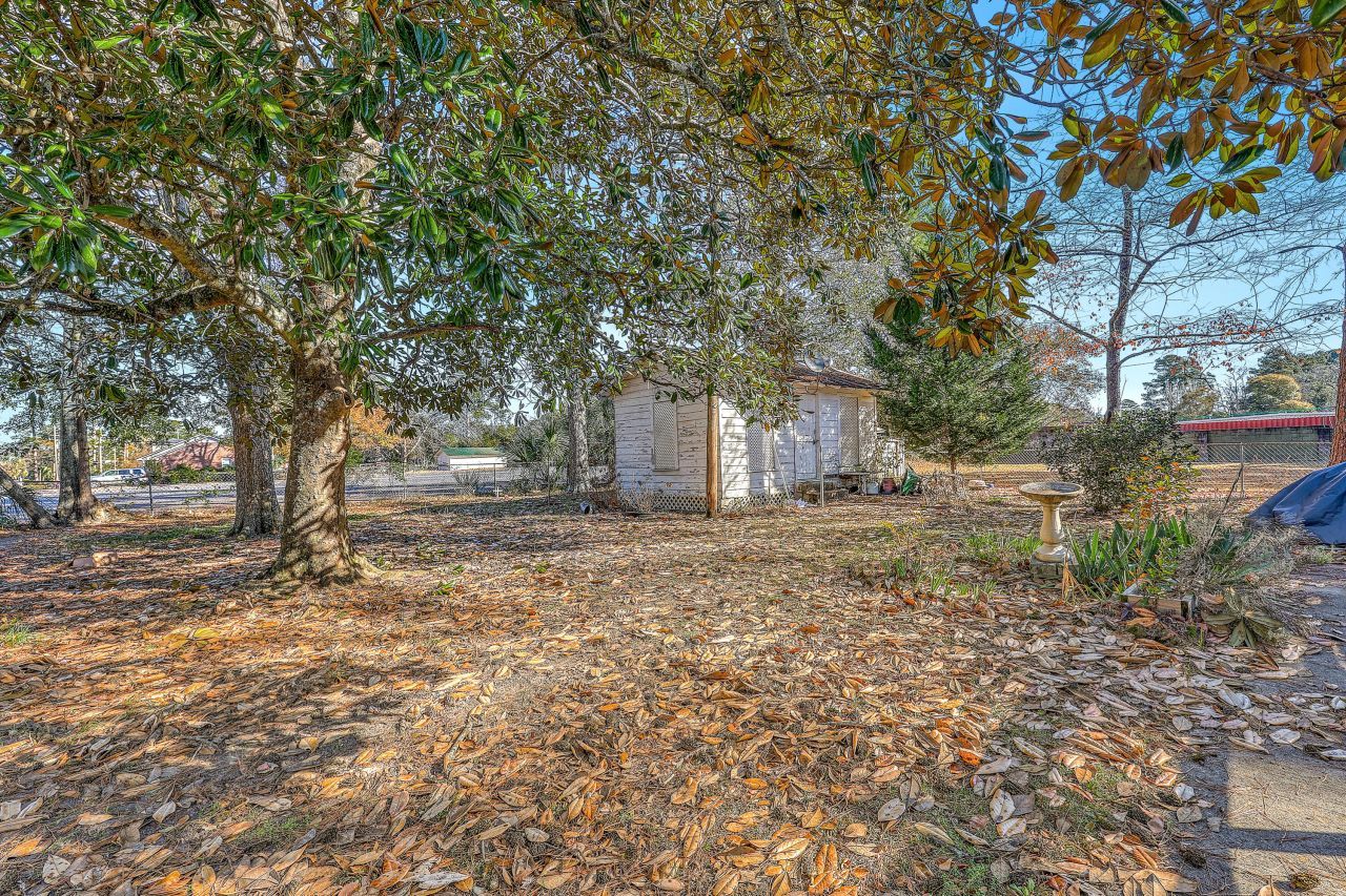 108 NW Railroad Avenue Photo 12