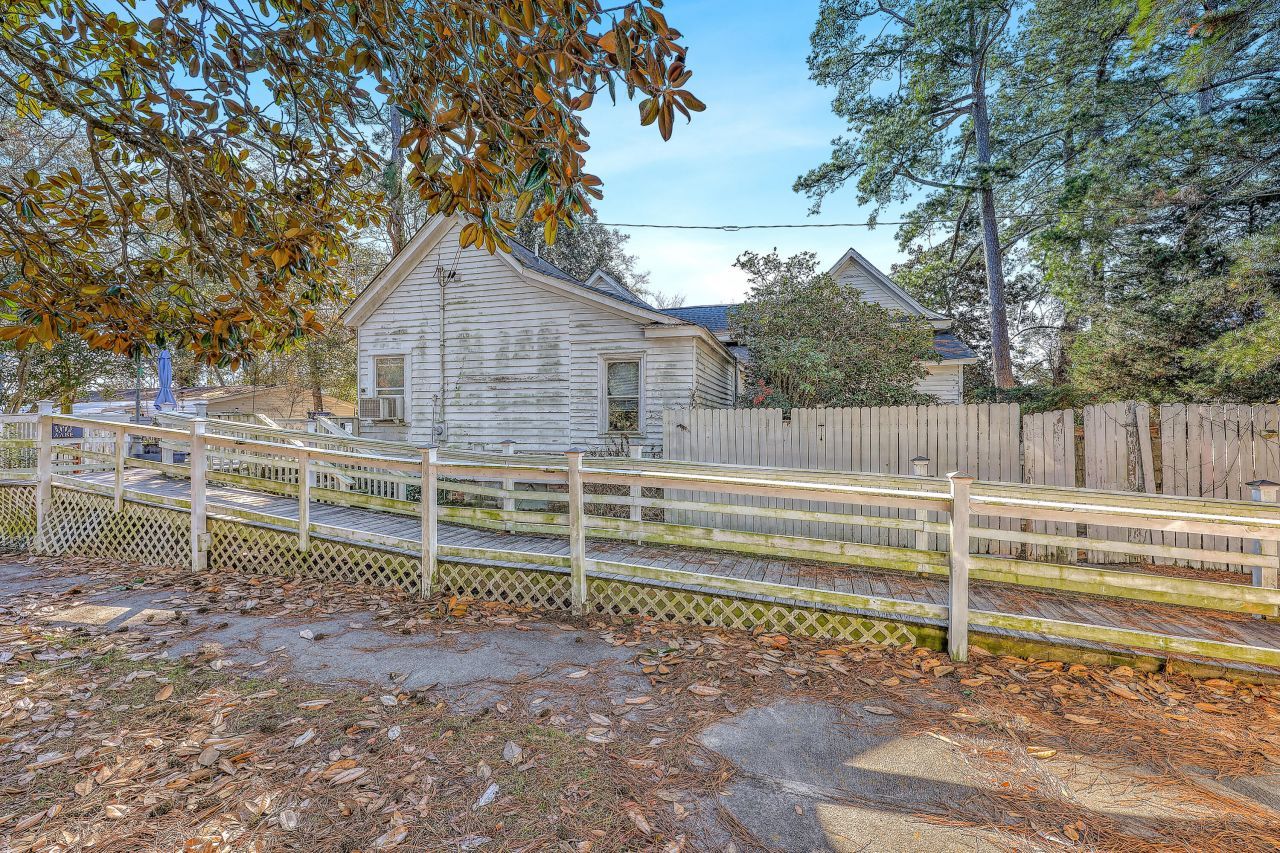 108 NW Railroad Avenue Photo 14