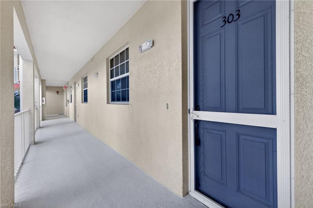 6816 Sterling Greens Pl, Unit 303, Naples, FL 34104 Photo