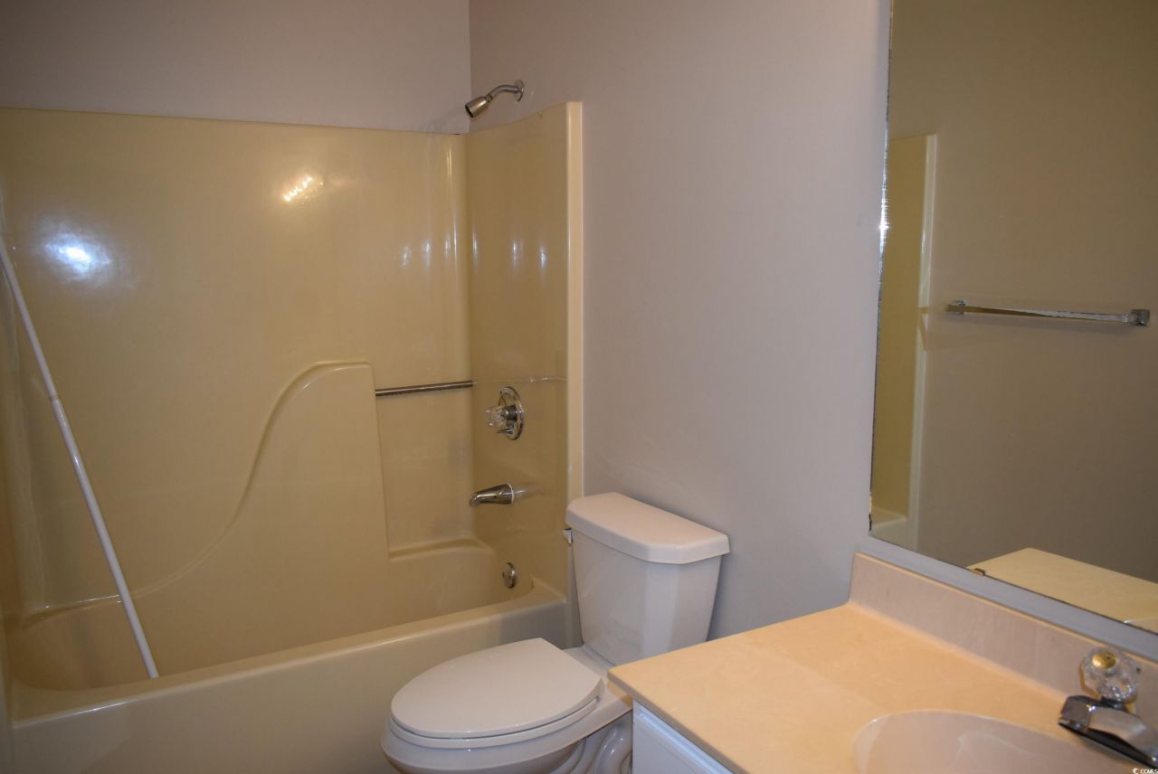 510 Fairwood Lakes Dr. Photo 7