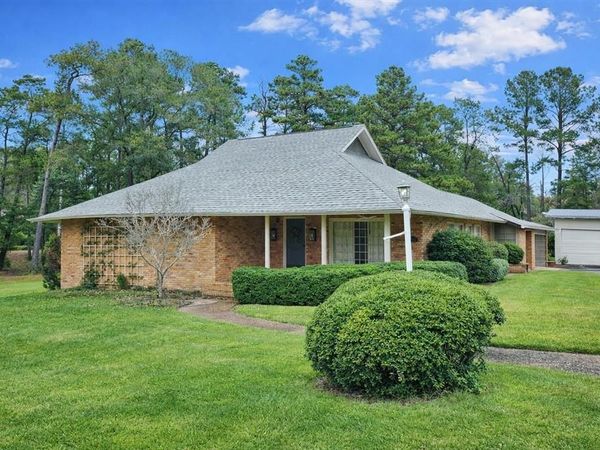 900 Nolan Trace, Leesville, LA 71446