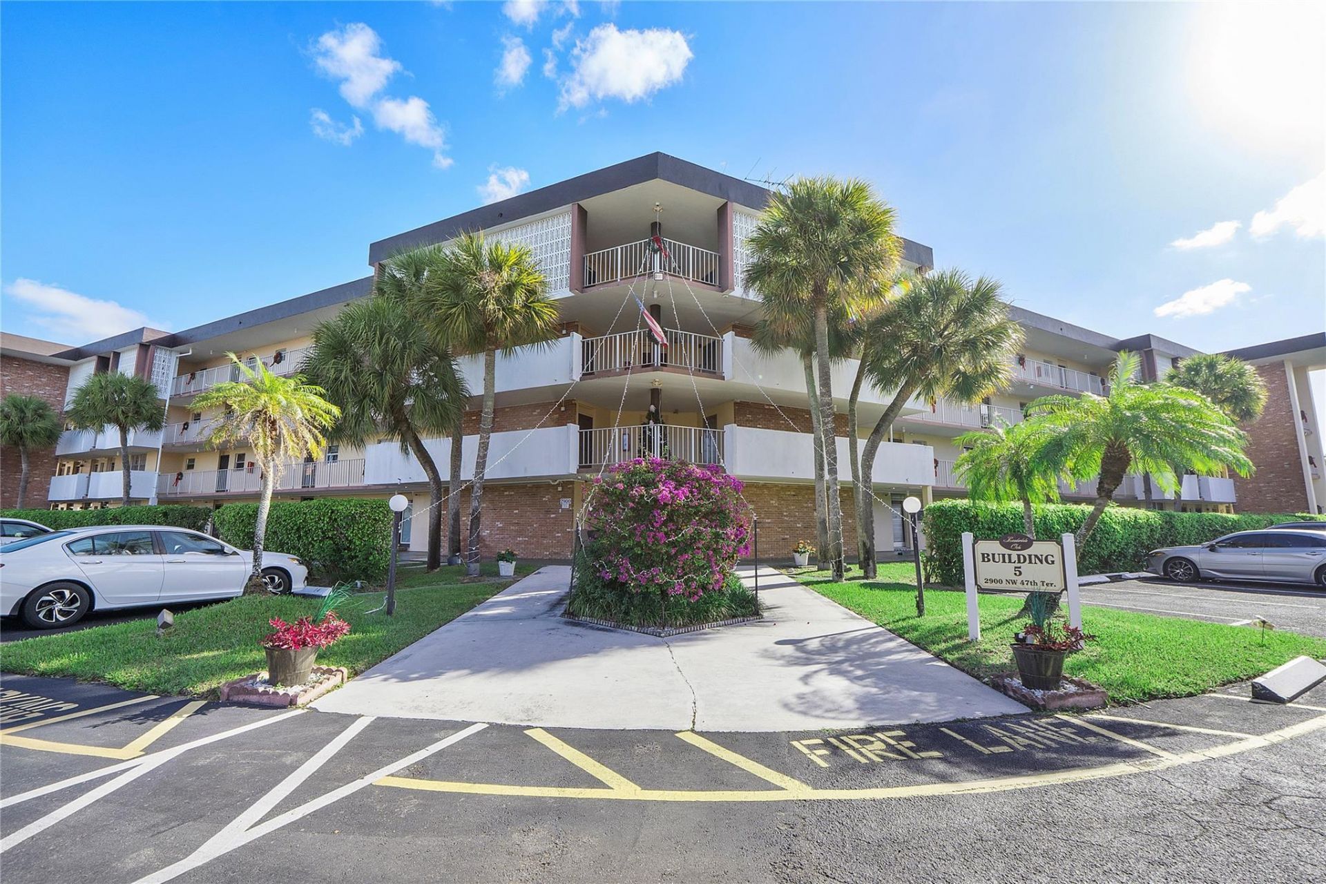 2900 NW 47th Terrace, Unit 109A, Lauderdale Lakes, FL 33313 Photo