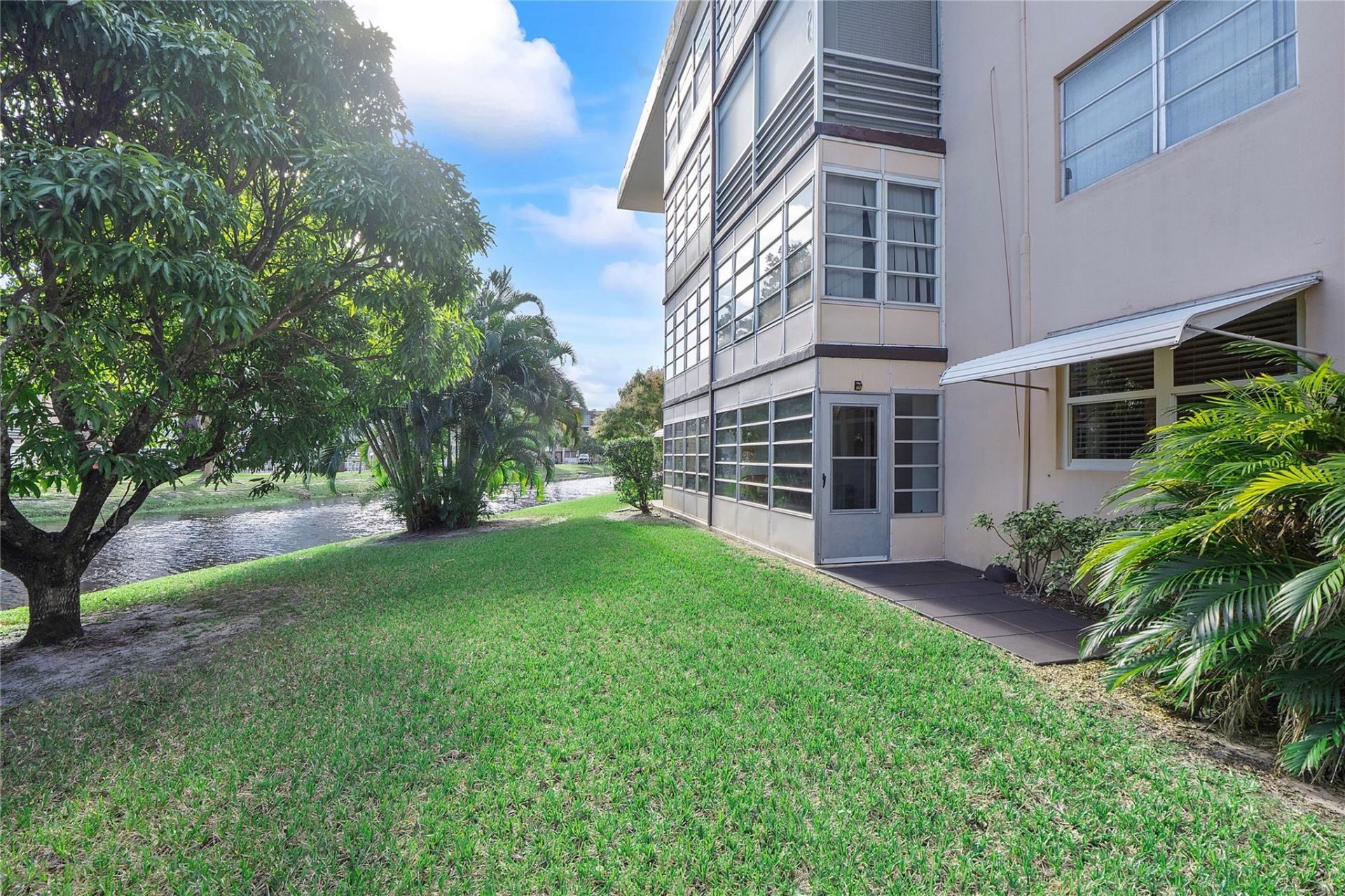 2900 NW 47th Terrace, Unit 109A, Lauderdale Lakes, FL 33313 Photo