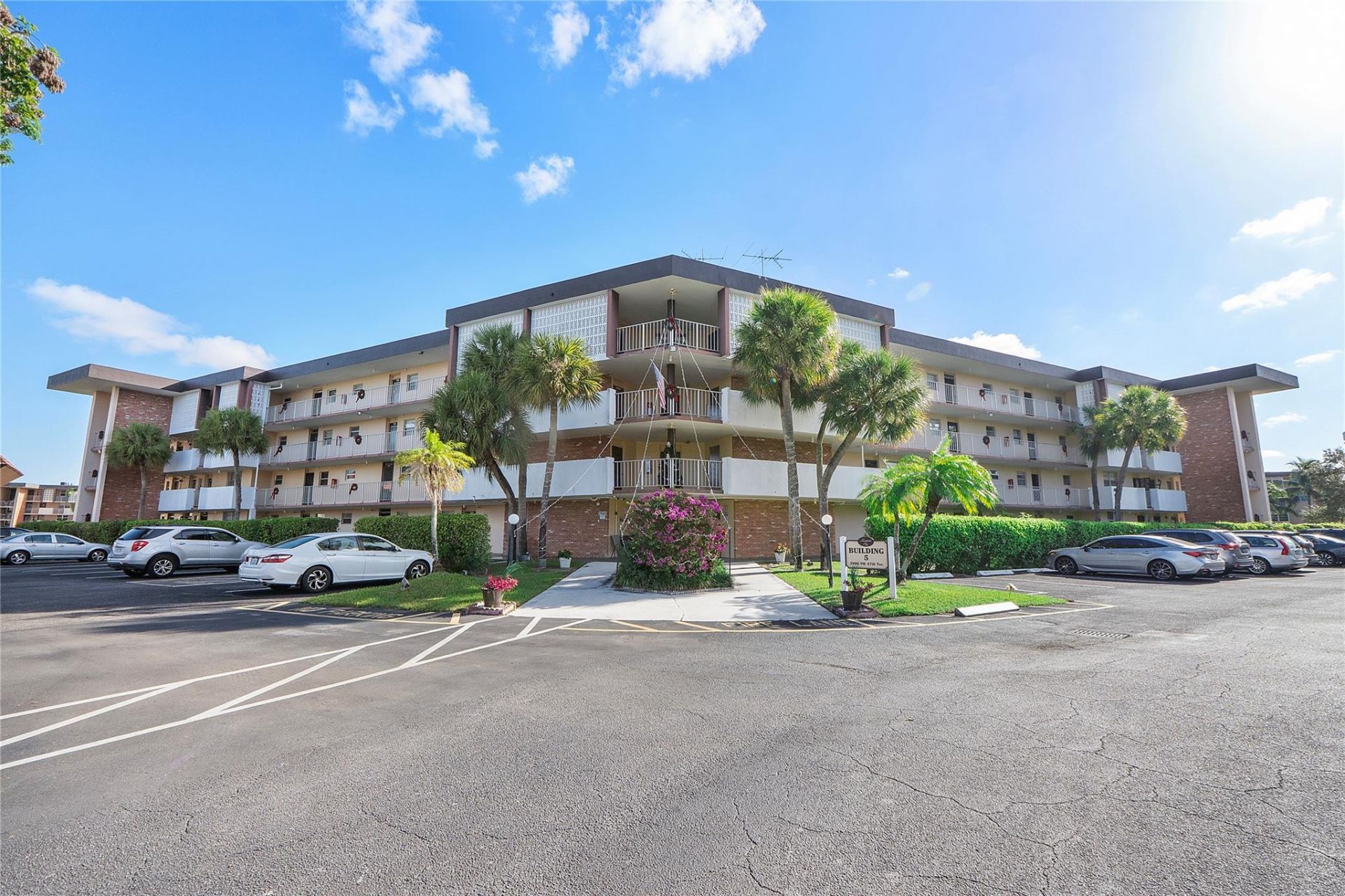 2900 NW 47th Terrace, Unit 109A, Lauderdale Lakes, FL 33313 Photo