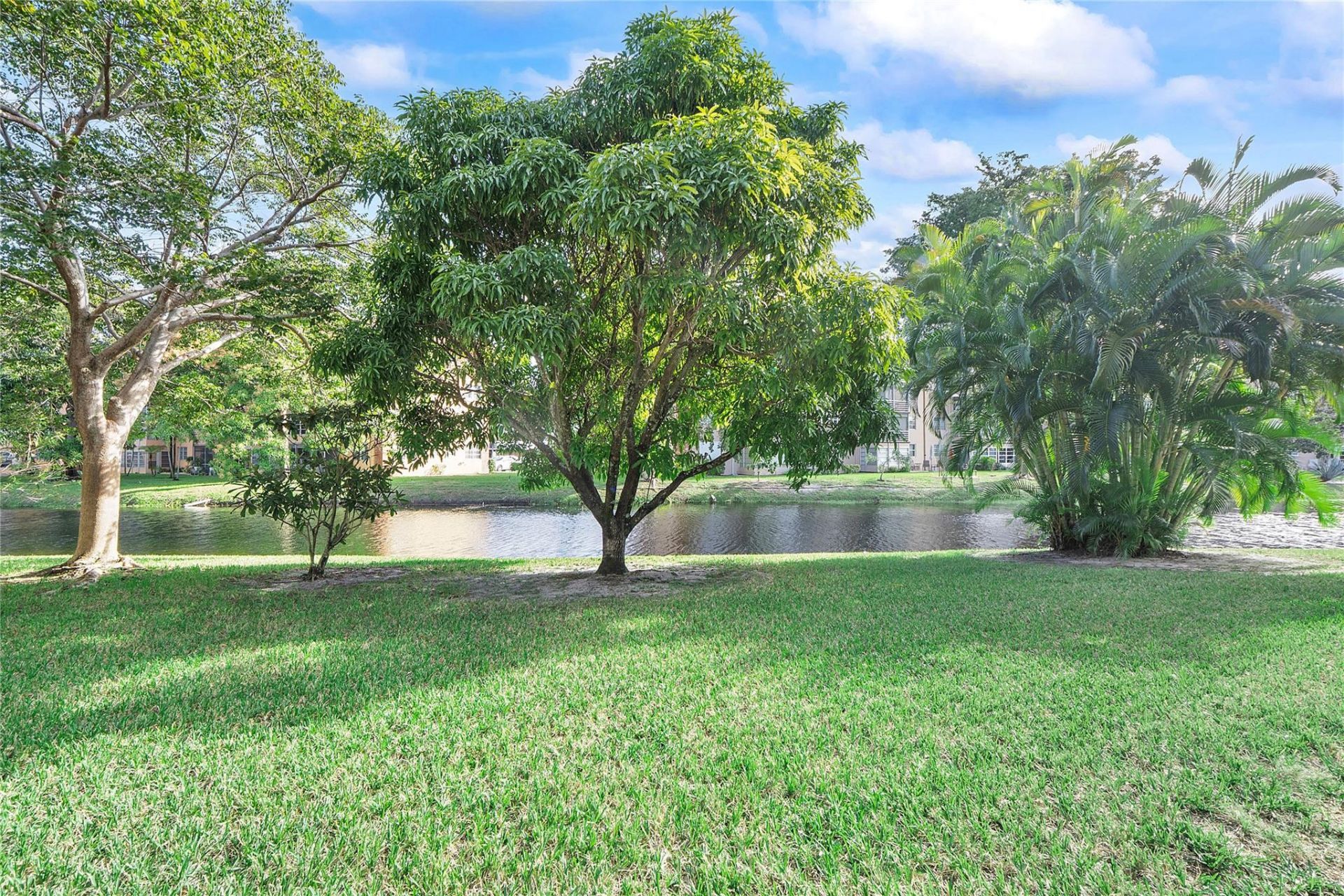 2900 NW 47th Terrace, Unit 109A, Lauderdale Lakes, FL 33313 Photo