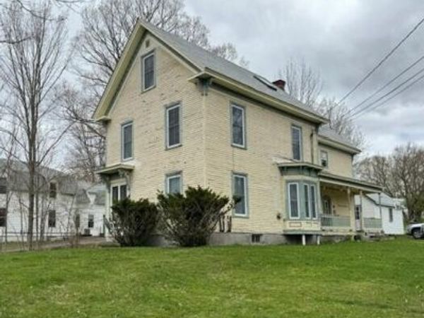 46 Cedar Street , Dover-Foxcroft, ME 04426